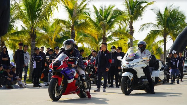 Gần 200 biker Việt lần đầu cùng Honda “Chinh phục đất trời” miền Bắc - Ảnh 3.