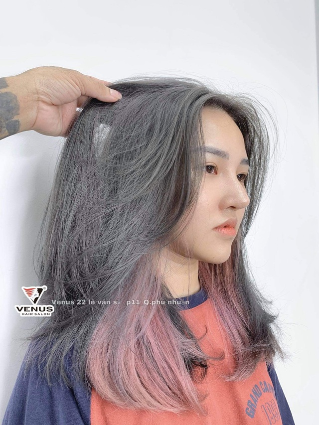 Tiệm tóc làm các nàng đổ đứ đừ chỉ sau một lần lên màu Tiệm tóc làm các nàng đổ đứ đừ chỉ sau một lần lên màu