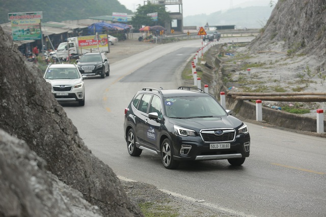 Subaru Forester giá chỉ từ hơn 900 triệu đồng - Cú hích doanh số tại Việt Nam - Ảnh 1.
