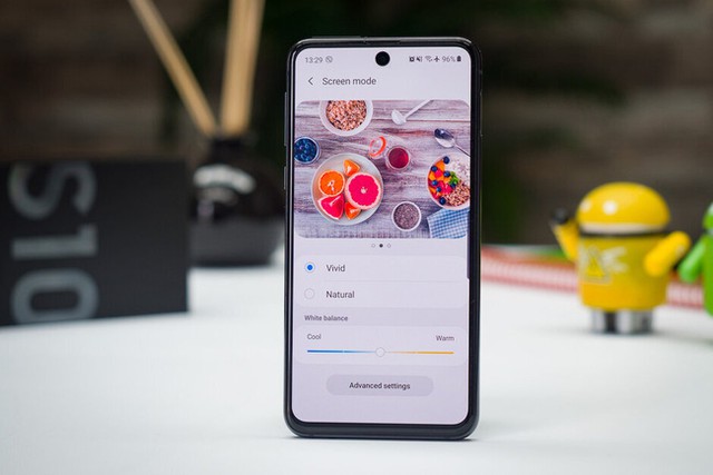 Đặt ngay Samsung Galaxy S10 Lite để nhận qu&agrave; &ldquo;khủng&rdquo; đầu năm từ Thế Giới Di Động - Ảnh 1.