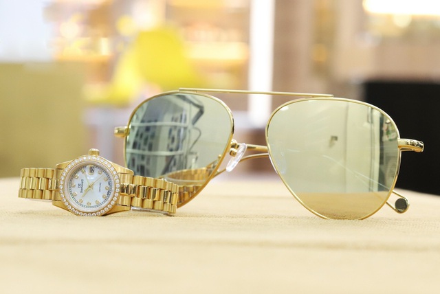 8/3 săn q&ugrave;a tặng ph&aacute;i đẹp với ưu đ&atilde;i giảm gi&aacute; l&ecirc;n đến 50% đồng hồ v&agrave; k&iacute;nh mắt ch&iacute;nh h&atilde;ng - Ảnh 1.