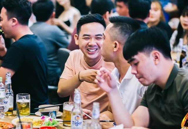 Thiết lập “trạng thái bình thường mới”, các địa điểm tập hợp bạn bè lý tưởng của giới trẻ ba miền “sống lại” ra sao? - Ảnh 3.