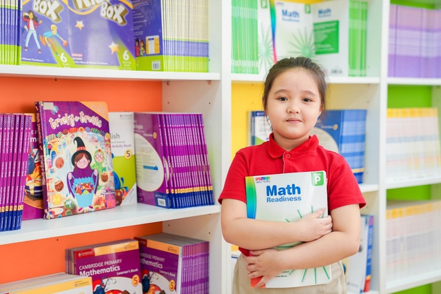 Ngắm kh&ocirc;ng gian học tập si&ecirc;u xịn v&agrave; truyền cảm hứng của Royal School - Ảnh 3.