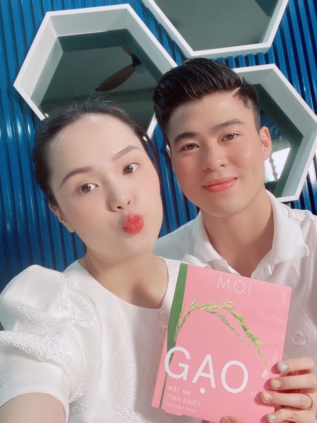 Hà Hồ - Kim Lý, Quỳnh Anh – Duy Mạnh cùng hàng loạt couple Việt thi nhau tạo trend đắp mặt nạ cũng cần có đôi - Ảnh 3.