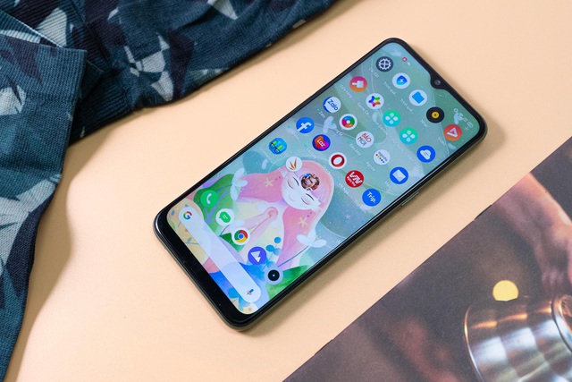 V&igrave; sao bạn vẫn n&ecirc;n chọn &ldquo;cạ cứng&rdquo; như Realme 6i d&ugrave; kh&ocirc;ng chơi game - Ảnh 1.