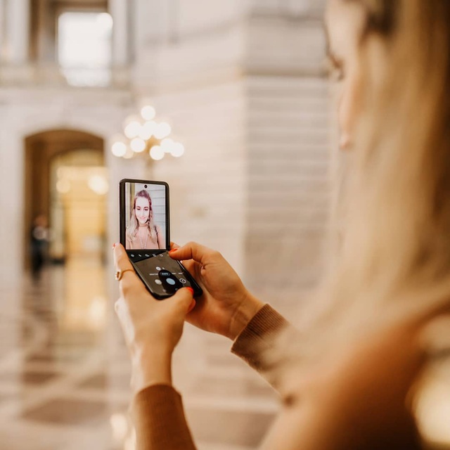 Smartphone màn hình gập đang chinh phục tín đồ thời trang và định nghĩa trải nghiệm dùng hoàn toàn mới - Ảnh 8.