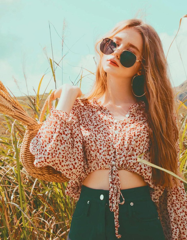 Điểm danh những item đậm chất summer không thể thiếu trong tủ đồ mùa hè của bạn - Ảnh 2.