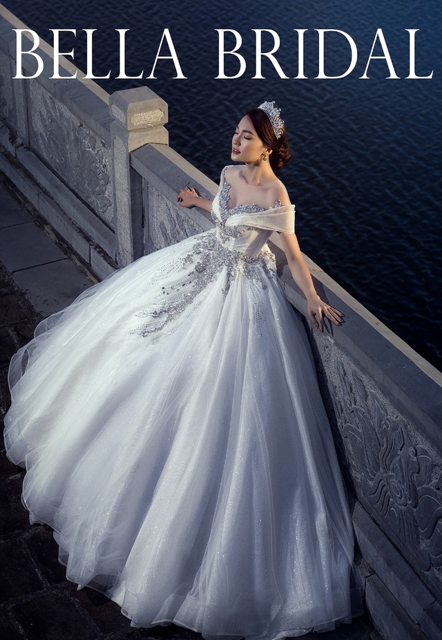 Hoa hậu ảnh Ngọc Nữ diện váy cưới kim cương trị giá gần 1 tỷ đồng hóa công chúa lộng lẫy tại sự kiện khai trương - Ảnh 3.