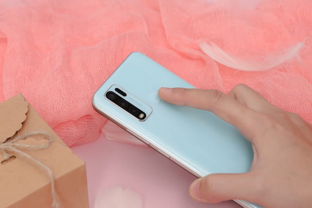 6 l&yacute; do bạn n&ecirc;n nhanh tay rinh ngay vivo Y30 tại Thế Giới Di Động - Ảnh 3.