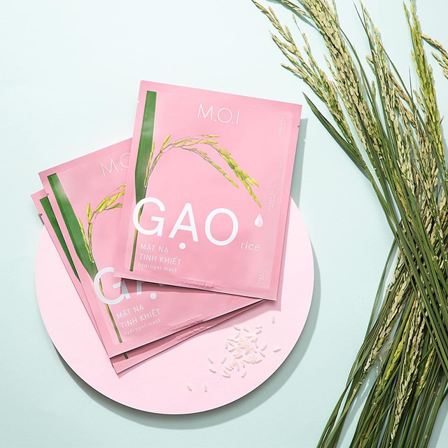 Quyết tâm cải tiến mặt nạ gạo dựa trên phản hồi của khách hàng, Hà Hồ lại làm “dậy sóng” hội làm đẹp - Ảnh 1.