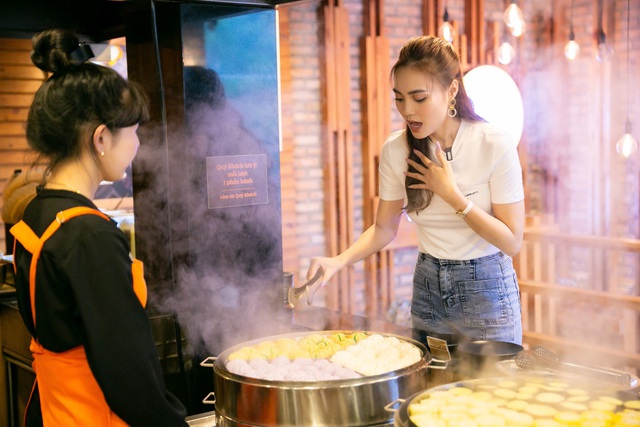 Cùng Ninh Dương Lan Ngọc trải nghiệm Đà Lạt food tour bạt ngàn đồ ăn vặt - Ảnh 3.