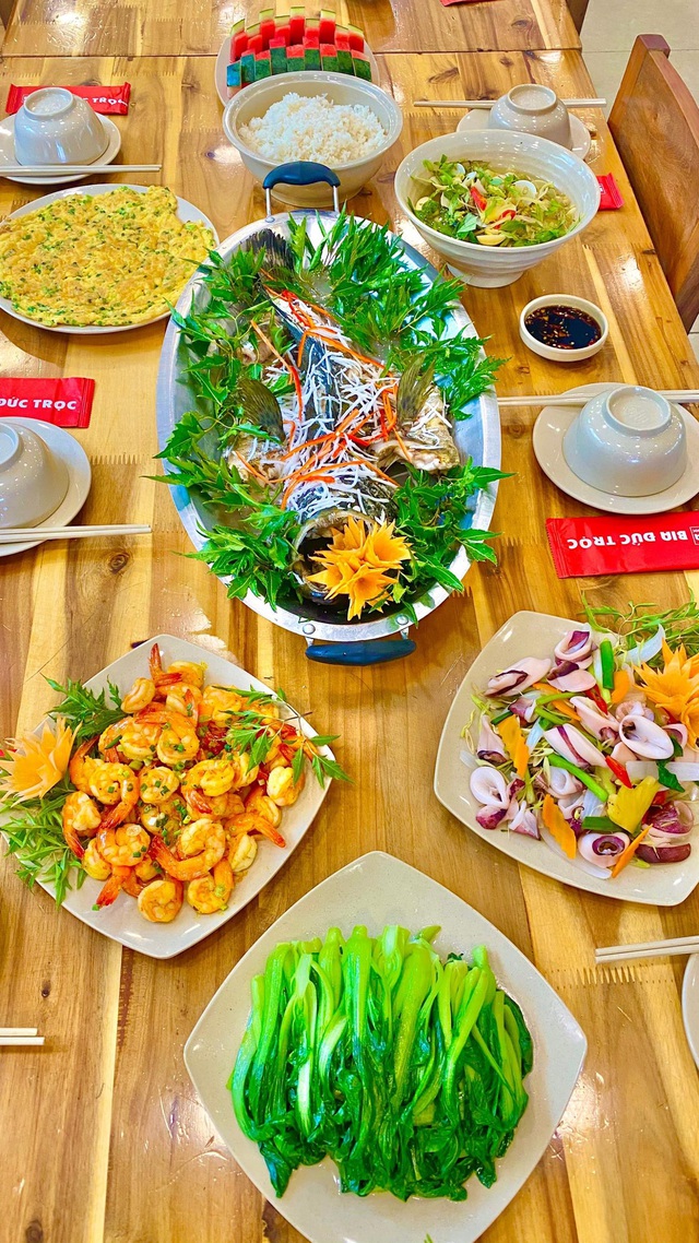 Top những nhà hàng cơm văn phòng ngon, nổi tiếng ở Hà Nội