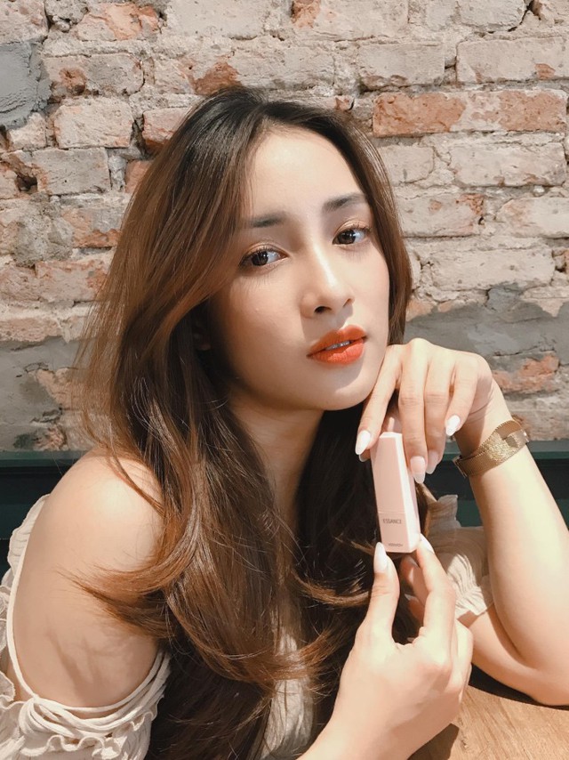 Săn l&ugrave;ng si&ecirc;u phẩm son lỳ hot hit đang m&ecirc; hoặc c&aacute;c c&ocirc; n&agrave;ng trendy - Ảnh 5.