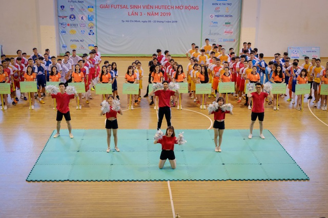 19 trường Đại học, Cao đẳng tranh cúp Futsal Sinh viên HUTECH mở rộng lần 4 - 2020 - Ảnh 1.