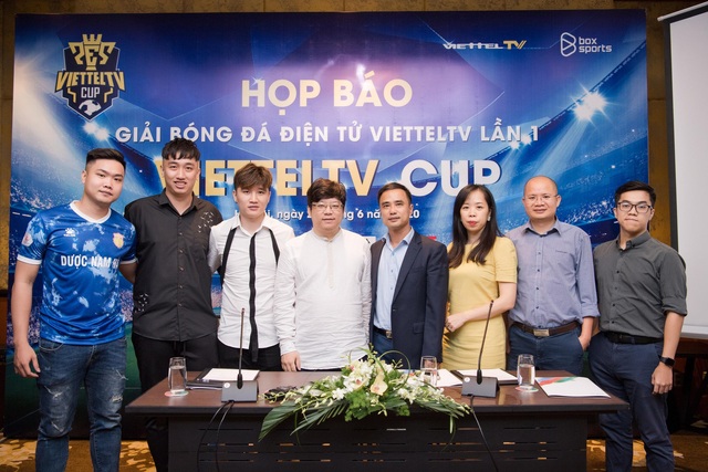 Huyền thoại làng PES Quân Bi: “Sau ViettelTV, Box Sports đang có kế hoạch cho Lê Hà Anh Tuấn tu nghiệp ở nước ngoài” - Ảnh 2.
