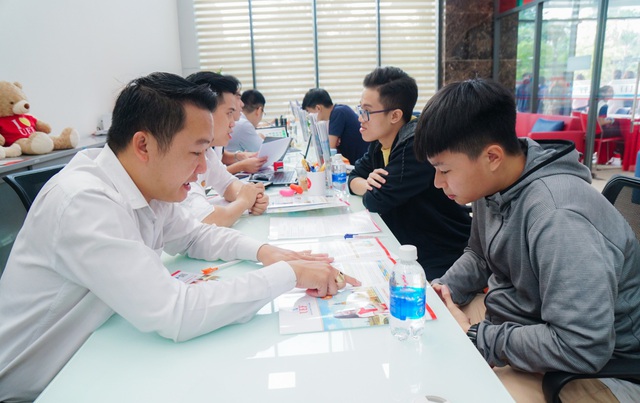 X&eacute;t tuyển học bạ: Giải ph&aacute;p giảm tải nỗi lo trước thềm thi THPT - Ảnh 1.