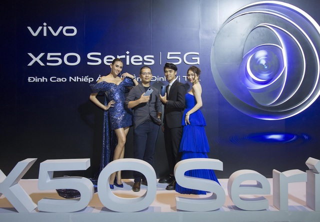 vivo X50 và vivo X50 Pro chính thức ra mắt tại Việt Nam: Camera Gimbal, chụp đêm siêu việt giá 12,99 và 19,99 triệu đồng cho hai phiên bản - Ảnh 1.