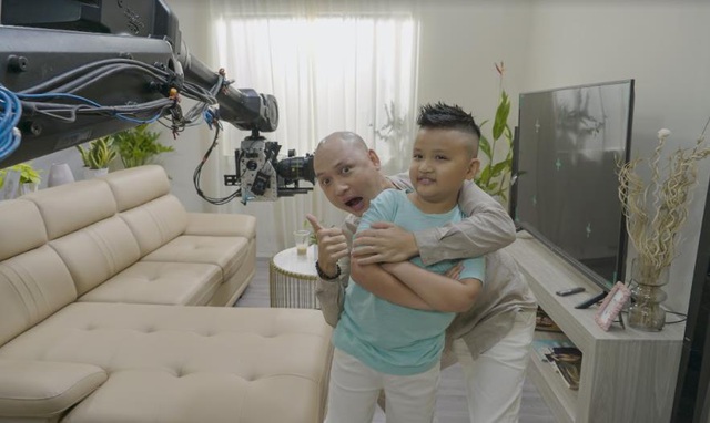 Hé lộ MV mới của nhạc sĩ Nguyễn Hải Phong với sự góp mặt của con trai Xì Trum đúng dịp lễ Vu lan năm nay - Ảnh 4.