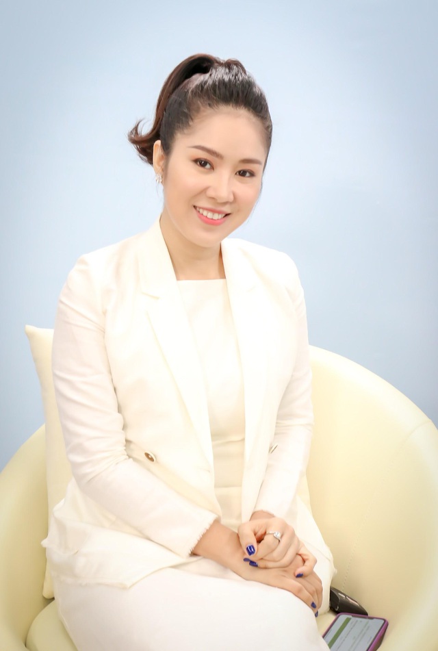 Nghệ sĩ Hoài Linh và Mẹ bỉm sữa diễn viên Lê Phương chia sẻ bí quyết tăng đề kháng - Ảnh 2.