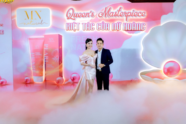 Nam ca sĩ Trịnh Thăng Bình bất ngờ xuất hiện trong đêm dạ tiệc Queens Masterpiece – Kiệt tác của Nữ Hoàng - Ảnh 4.