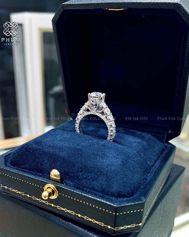 Khám phá PHUM - thương hiệu trang sức thiết kế từ kim cương thanh lịch, đẳng cấp - Ảnh 2. Khám phá PHUM - thương hiệu trang sức thiết kế từ kim cương thanh lịch, đẳng cấp - Ảnh 2.