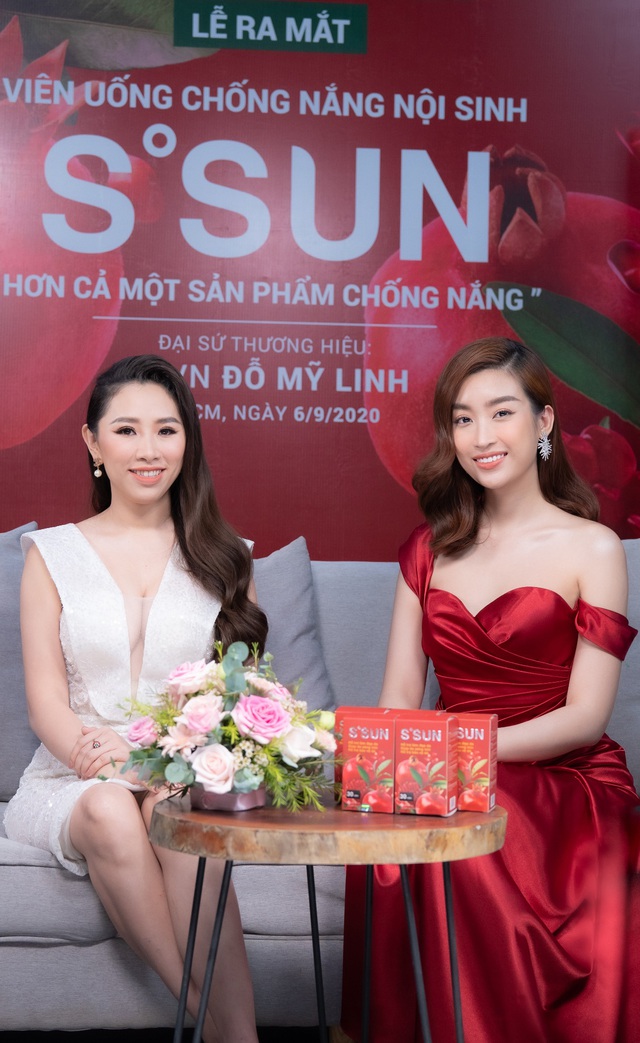 Hoa hậu Đỗ Mỹ Linh livestream chia sẻ bí quyết chăm sóc da từ TPBVSK S’SUN - Ảnh 2.