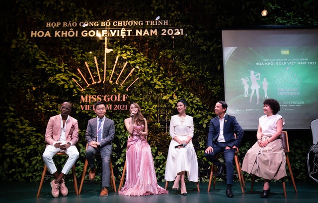 Minh Hằng ngồi “ghế nóng” cuộc thi Hoa Khôi Golf Việt Nam 2021 - Ảnh 1.