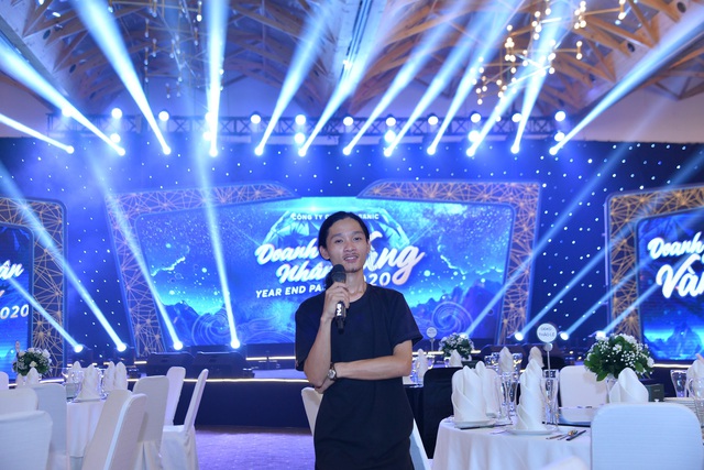 Ceo Đào Văn Phú: Từ cậu bé nhà quê trở thành giám đốc công ty truyền thông - Ảnh 1. Ceo Đào Văn Phú: Từ cậu bé nhà quê trở thành giám đốc công ty truyền thông - Ảnh 1.