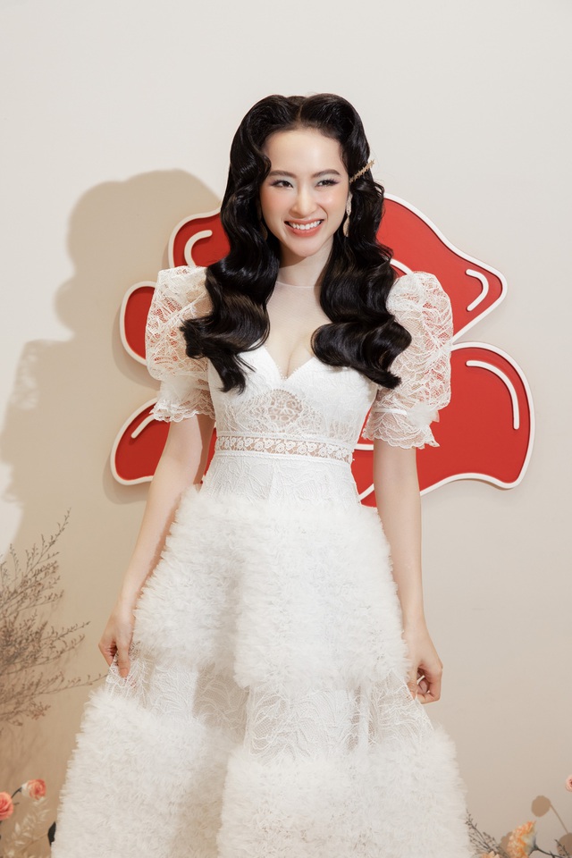 Angela Phương Trinh chính thức trở thành đại sứ thương hiệu thời trang Cindy C. - Ảnh 4.