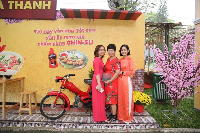 Hàng nghìn bạn trẻ đại náo Lễ hội Tết Việt và thưởng thức bữa tiệc ẩm thực bùng nổ bậc nhất mùa Tết này - Ảnh 6.