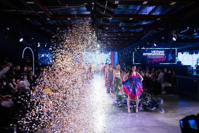 Vietnam International Fashion Festival - Tái định nghĩa lễ hội thời trang