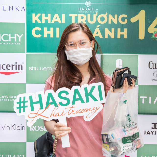 Hasaki khai trương chi nhánh 14 thu hút hơn 4000 lượt khách tham quan mua sắm - Ảnh 2.