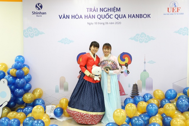 M&ecirc; nghề th&ocirc;ng dịch vi&ecirc;n tiếng H&agrave;n, c&ocirc; nữ sinh theo đuổi ng&agrave;nh Ng&ocirc;n ngữ H&agrave;n Quốc - Ảnh 4.