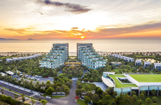 Vi vu Đ&agrave; Nẵng - Nam Hội An, đ&oacute;n năm mới v&agrave;ng son tr&ecirc;n miền di sản - Ảnh 11.