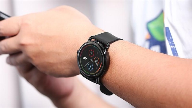 Thế Giới Di Động mở Pre-order smartwatch BeU, “bonus” tai nghe Bluetooth với giá chỉ hơn 1 triệu đồng - Ảnh 4.