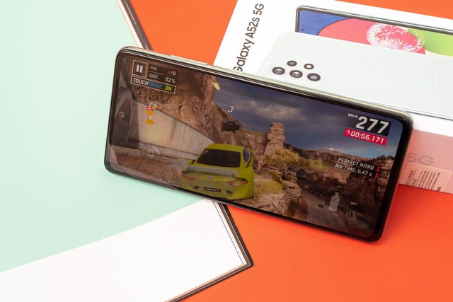 Galaxy A52s 5G là smartphone vừa túi tiền mà có quá nhiều tính năng cực đỉnh - Ảnh 4.