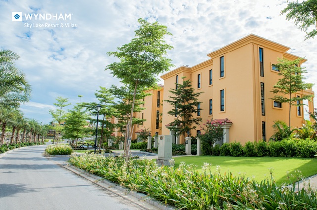 Wyndham Sky Lake Resort & Villas: Tiên phong kiến tạo nghỉ dưỡng ven đô - Ảnh 1.