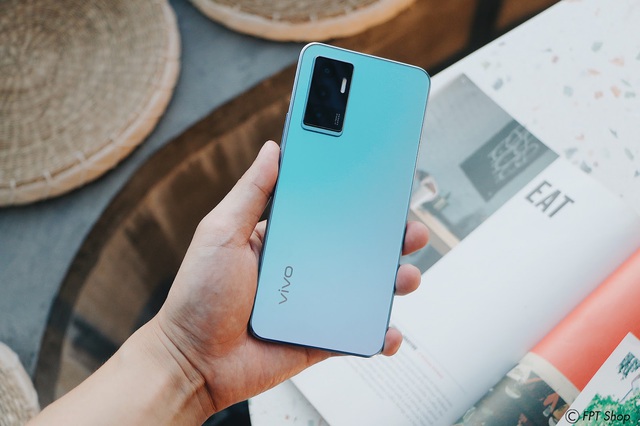 Đặt trước vivo V23e, FPT Shop giảm 500.000 đồng k&egrave;m ưu đ&atilde;i trả g&oacute;p 0% l&atilde;i suất - Ảnh 2.