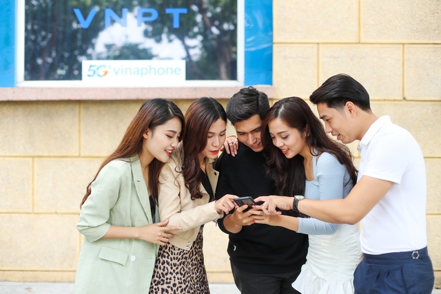 Săn iPhone 13 Pro c&ugrave;ng VinaPhone - Ảnh 1.