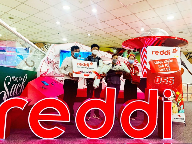 Nhà mạng Reddi tạo cảm xúc lắng đọng trong lần đầu ra mắt - Ảnh 2.