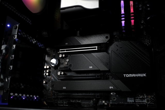 MSI MAG Z690 Tomahawk DDR4 Wifi – outstanding in the same segment product line - Photo 1.