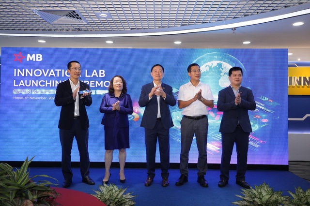 Ra mắt không gian sáng tạo số mới nhất tại Hà Nội, MB đón đầu công nghệ, đột phá trong ngành ngân hàng Việt - Ảnh 2.