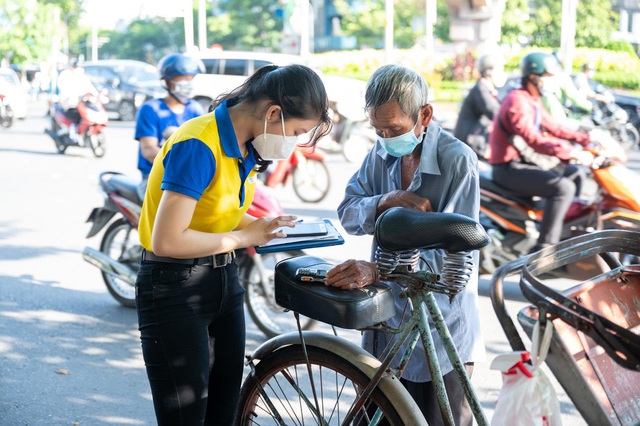 Qu&ecirc;n b&aacute;nh m&igrave; drama đi, b&aacute;nh m&igrave; &ldquo;tặng việc l&agrave;m&rdquo; khiến ai cũng phải quay xe - Ảnh 5.