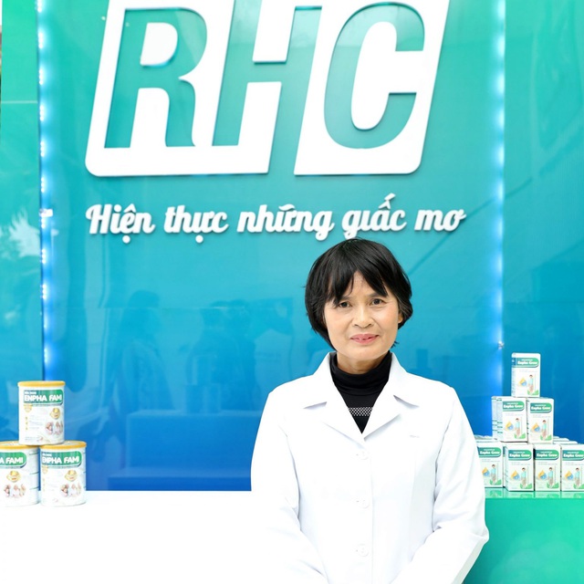 Tưng bừng khai trương thương hiệu RHC Nutri tại Hà Nội - Ảnh 2.