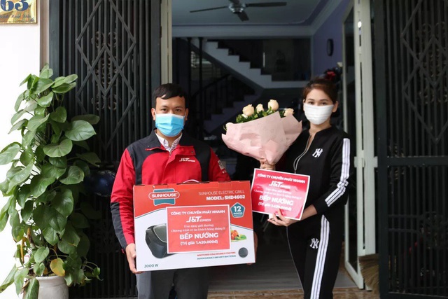 T&ocirc;̉ chức các chương trình khuy&ecirc;́n mãi giúp doanh nghi&ecirc;̣p &ldquo;vực d&acirc;̣y&rdquo; sau m&ocirc;̣t năm bi&ecirc;́n đ&ocirc;̣ng - Ảnh 1.