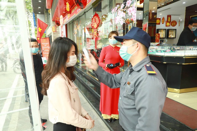 Bảo Tín Mạnh Hải triển khai các biện pháp phòng chống Covid-19 cho khách hàng mua vàng dịp Thần Tài Tết Tân Sửu 2021 - Ảnh 1.