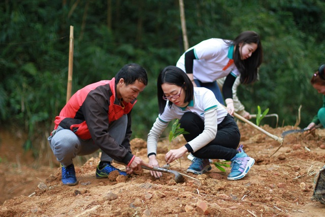 Người trẻ trên hành trình trồng cây bảo vệ đất và người - Ảnh 5.