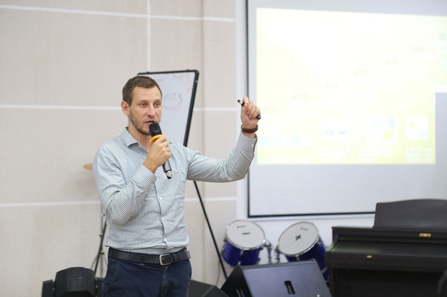 Học ng&agrave;nh Marketing theo c&aacute;ch của sinh vi&ecirc;n trường song ngữ - Ảnh 3.