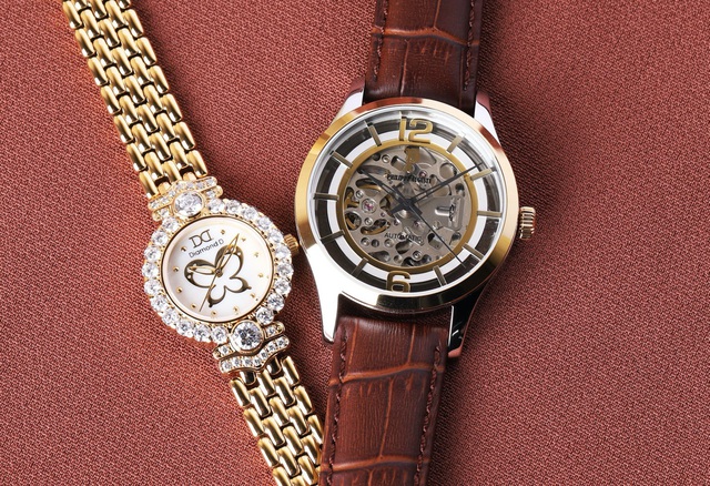 Đăng Quang Watch sale up to 50% - tặng ngay iPhone Pro Max cho khách hàng mua đồng hồ nhân ngày lễ Tình yêu 14/2 - Ảnh 3.