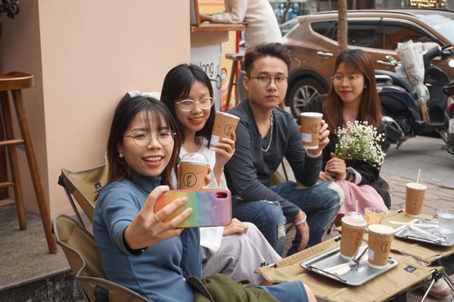 Qu&aacute;n tr&agrave; ở H&agrave; Nội &ldquo;chơi trội&rdquo; b&aacute;n take-away hẳn tr&agrave; &ocirc; long đặc sản hương vị hảo hạng - Ảnh 3.